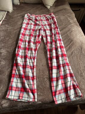 Wondershop Red & White Plaid Fleece Lounge Pants